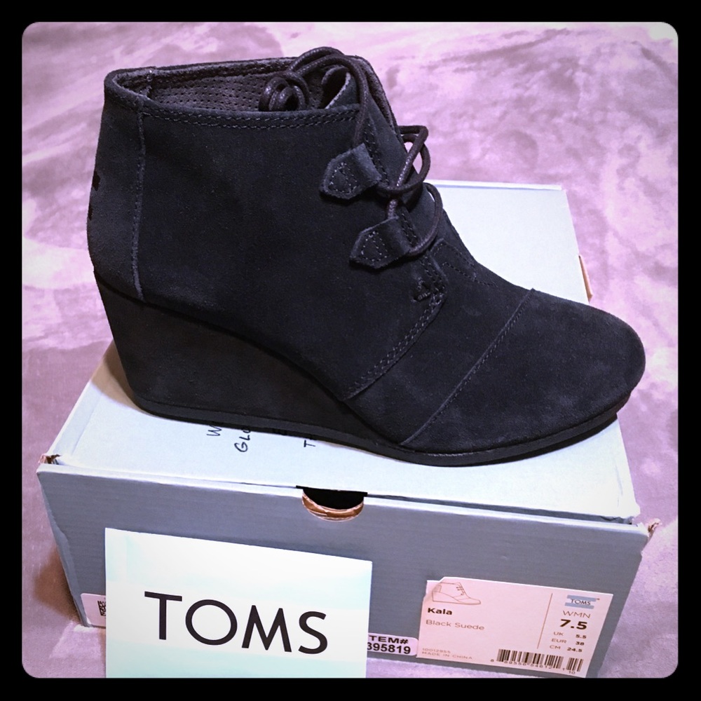 TOMS Kala Booties 7.5 Black Suede